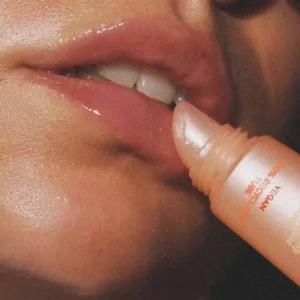 MAGRADA LIPS PEACH lūpu balzams apjomam un mirdzumam - persiks, 10 ml